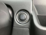★キーレスプッシュスタートシステム★エンジンスタートは最近はやりのプッシュスタート!鍵を車内に持ち込めばシリンダーに差し込まなくともボタン1つでエンジンがかかる★