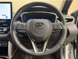 ステアリングスイッチ搭載!手を離さずに手元のスイッチでさまざまな操作が可能。運転中、視線をそらさなくても操作ができて安全です!