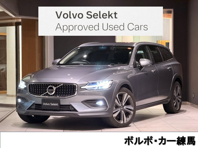 V60クロスカントリー B5 AWD プロ 4WD 