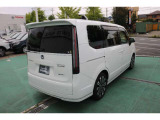 自社整備工場にてHonda車に精通したメカニックが徹底した納車整備を実施し、消耗した部品等は交換し記録簿に記載しますので安心してご使用いただけます。もちろん追加料金は頂きません◎