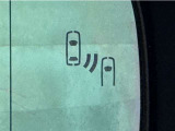 車線変更時の後方確認をアシストしてくれるブラインドスポットモニター!ドアミラーの死角を検知してくれるから車線変更もスムーズです。