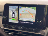 【アラウンドビューモニター】専用のカメラにより、上から見下ろしたような視点で360度クルマの周囲を確認することができます☆死角部分も確認しやすく、狭い場所での切り返しや駐車もスムーズに行えます。