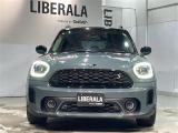 ◆LIBERALAは、輸入車選びの新たなスタイルを提案するインポート・セレクト・ブランドです。オーナー様となる方がクルマから直接感じる感性を第一にした、最良の一台との出会いをコーディネートいたします。