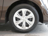 R7年式夏タイヤ185/60R15ダンロップ製です。
