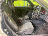 運転席シート廻りは使用感も少なく、良好な状態となっています。丁寧に使われていたことがよくわかりますね。
