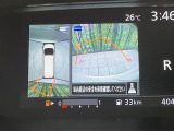 【アラウンドビューモニター】専用のカメラにより、上から見下ろしたような視点で360度クルマの周囲を確認することができます☆死角部分も確認しやすく、狭い場所での切り返しや駐車もスムーズに行えます。