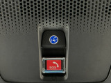Honda CONNECTが安心快適なカーライフを実現します。万一の時も緊急通報ボタンやトラブルサポートボタンで24時間365日お客様をサポート。大事なお車の盗難やいたずらなどにも対処します。