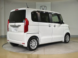 ご納車までの期間ですが、県内のお客様は1、2週間、県外のお客様は2、3週間ほどでご納車が可能となります。ただし、お支払いや書類の状況によっては多少の前後もありますので、その際には何卒ご了承下さい。