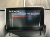 Bluetoothに接続することで、スマートフォンに入っている音楽アプリを車内で楽しめたり、通話が出来ます♪