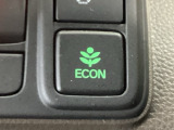 ★ECONスイッチ★ エコドライブを加速しよう!スイッチをONにすると、運転の仕方によるロスを抑え込み燃費をよくするようクルマが頑張ります(*^ー^*)燃費向上にチャレンジ♪