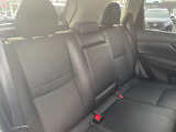 大人でもゆったりとくつろげる車内空間を実現しました。