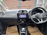 内装はルームクリーニング済みです!清潔な車内で快適なドライブをお楽しみください!!前席、後席、そしてエンジンルームまで全てクリーニング済みです。