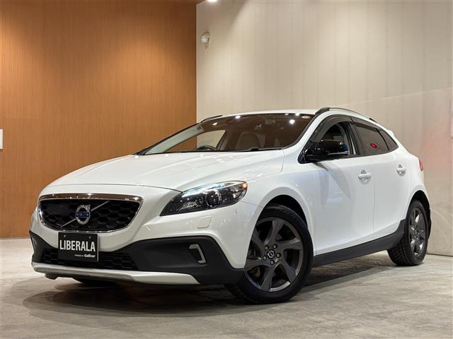 V40クロスカントリー T5 4WD 4WD 本革シート