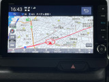 Gathersメモリーナビがついています。CD、DVD、サウンドコンテナ、Bluetoothオーディオ、フルセグが視聴できます。