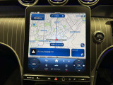 バックカメラにより駐車時の後方確認も楽にできます。