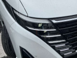 LEDヘッドランプ仕様。シャープな白光色のLEDランプを採用しました。夜の視界を明るくしてくれます。