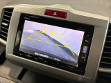 バックギアに入れるだけで自動でリヤカメラに切り替わります!車庫入れやバックが苦手な方にオススメ!