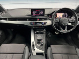 A4 2.0 TFSI スポーツ Sラインパッケージ 