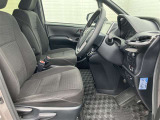 見通しのよいすっきりとした視界で、誰でも運転しやすいです。運転のしやすさは疲れにくさにも繋がりますよ♪