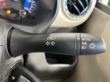 【オートライト】周りの明るさに応じて自動でヘッドライトの点灯・消灯ができる機能です!ライトの付け忘れ・消し忘れなどが無くなり、雨の日や夕方の走行も安心!トンネル通過時も便利ですね♪