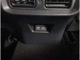オシャレなインテリアで運転する気分も盛り上がりますよね^^
