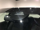先進機能が、多くの状況でドライバーをサポート。詳しい装備内容、仕様等につきましてはスタッフにお問合せ下さい