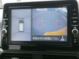 アラウンドビューモニターは車両の上空から見下ろすような映像で全方向見れるので、車庫入れが楽になります!