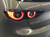 ブレーキランプはLED仕様となっております。後続車への視認性にも優れています。