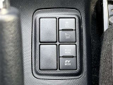 VSC OFFスイッチ、車両接近通報装置OFFスイッチ、エコドライブモードスイッチ、EVドライブモードスイッチ。