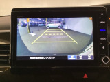 バックモニター付きで、車庫入れやバック時の後方確認をサポート。