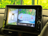 【アラウンドビューモニター】専用のカメラにより、上から見下ろしたような視点で360度クルマの周囲を確認することができます☆死角部分も確認しやすく、狭い場所での切り返しや駐車もスムーズに行えます。