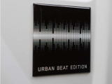 DEFENDERを選ぶなら、グレードだけでなく特別仕様車という選択も。Urban Beat Editionならではの個性をまとった、印象に残る一台です。