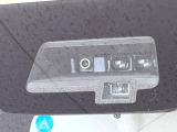 【スズキ セーフティサポート】走行中に前方の車両等を認識し、衝突しそうな時は警報とブレーキで衝突回避と被害軽減をアシスト。より安全にドライブをお楽しみいただけます。