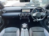 CLAシューティングブレーク CLA200d AMGライン 