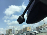 今話題のドライブレコーダーも付いています。