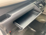 「この車の状態が気になる」「車の写真をもっと見たい」「在庫に似ているこんな車がほしい」など、どんな些細なことでもお気軽にお問い合わせください。あなたの理想の一台、私たちがお探しします!