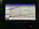 パイオニア製メモリーナビを装着しております。AM、FM、CD、DVD再生、Bluetooth、音楽録音再生、フルセグTVがご使用いただけます。初めて訪れた場所でも安心ですね!