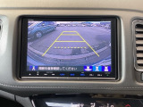 バックも安心のバックカメラ付いています。バックカメラがあると、いつでも安全にバックできますね。死角も減ります。