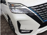 【車屋】として、長く車業界に従事した経験豊富なスタッフが在籍しております。