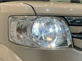 【HIDヘッドライト】夜道や雨天走行が明るく視界良好!!HID(ディスチャージ)ヘッドライト装備です!安心ドライブを楽しんで下さい♪明るいほうが、運転疲労を軽減できます♪