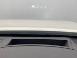【カラーヘッドアップディスプレイ】現在の速度や走行情報をデジタル表示で運転席前方のガラスに投影!カラー付きで視認性も高く、運転中目線をずらさず必要な情報を確認できるのでとっても便利で安心!