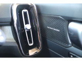 harman/kardonプレミアムサウンドシステムを装備しています。