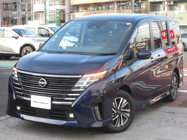 セレナ 2.0 ハイウェイスターV 