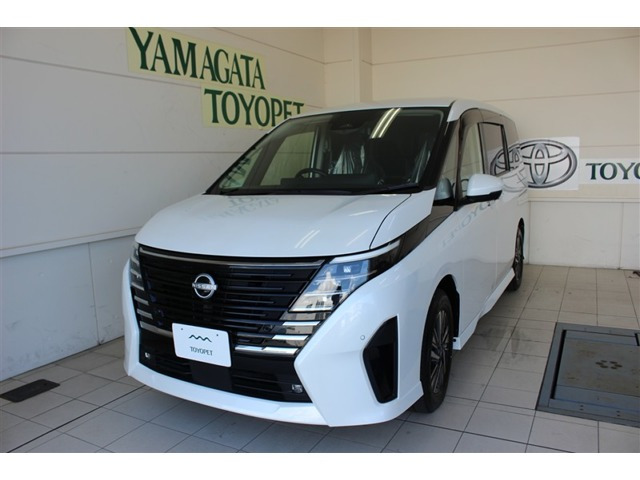 セレナ 1.4 e-POWER ハイウェイスターV 