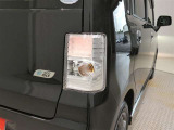 LEDテールライトです。省電力、高輝度のLEDは明るく照らすので夜間運転時の視認性を高めます。スタイリッシュな見た目で細かいところもこだわりたいあなたに!