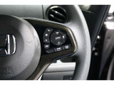 Hondaセンシングの機能のひとつ、アダプティブクルーズコントロール付!アクセルから足を離しても設定したスピードと前車との車間を保ち走行してくれます!車線維持もアシスト☆高速道路で疲労軽減ですね☆