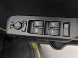 パワーウィンドゥ 運転席ドアスイッチ照明付です。電動格納ミラーも手元でワンモーションで可能です。