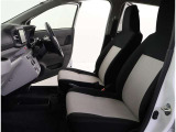 見通しのよいすっきりとした視界で、誰でも運転しやすいです。運転のしやすさは疲れにくさにも繋がりますよ♪