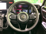 【純正革巻きステアリング】上質な革を使用することで、手にしっかり馴染みとても運転しやすいハンドルです♪