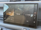 11.4インチ大型スクリーンではナビ画面以外のカメラ機能などもクリアに映し出してくれます。